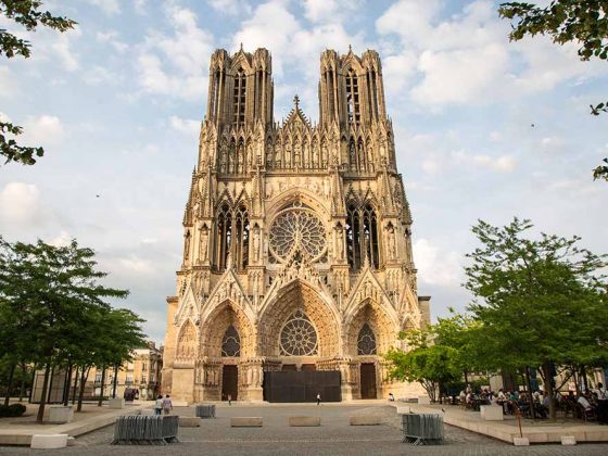 Die berühmte Kathedrale von Reims – hier wurden Könige gemacht