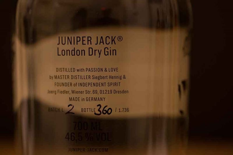 Von jedem Batch Juniper Jack werden nur 1736 Flaschen abgefüllt. Eine Zahl mit Geschichte