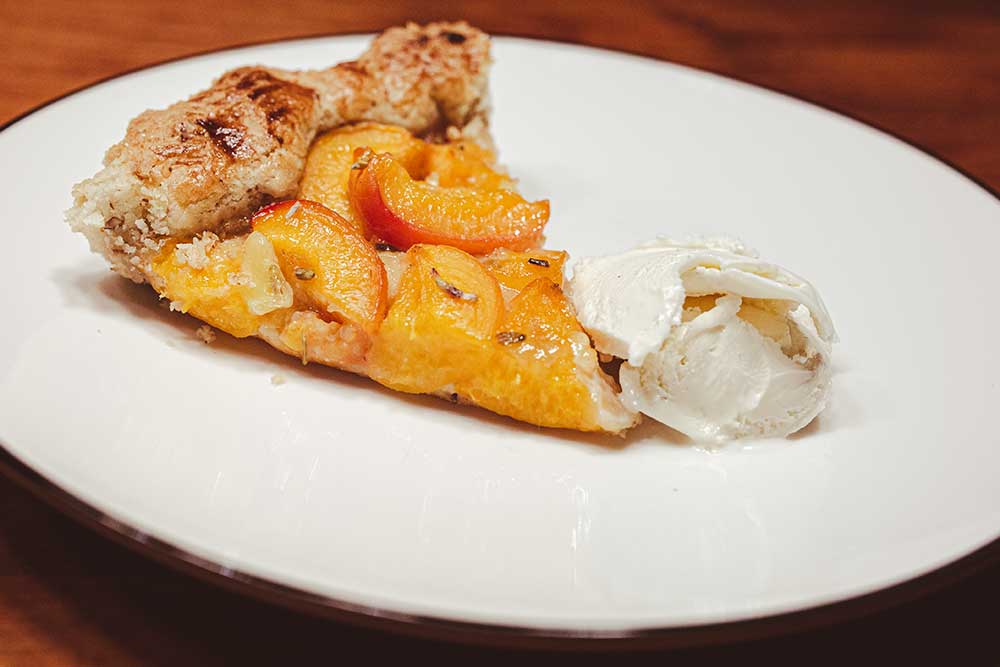 Aprikosen Lavendel Tarte - glas &amp; teller